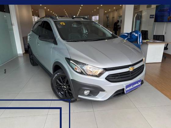 CHEVROLET ONIX 1.4 MPFI ACTIV 8V FLEX 4P AUTOMÁTICO